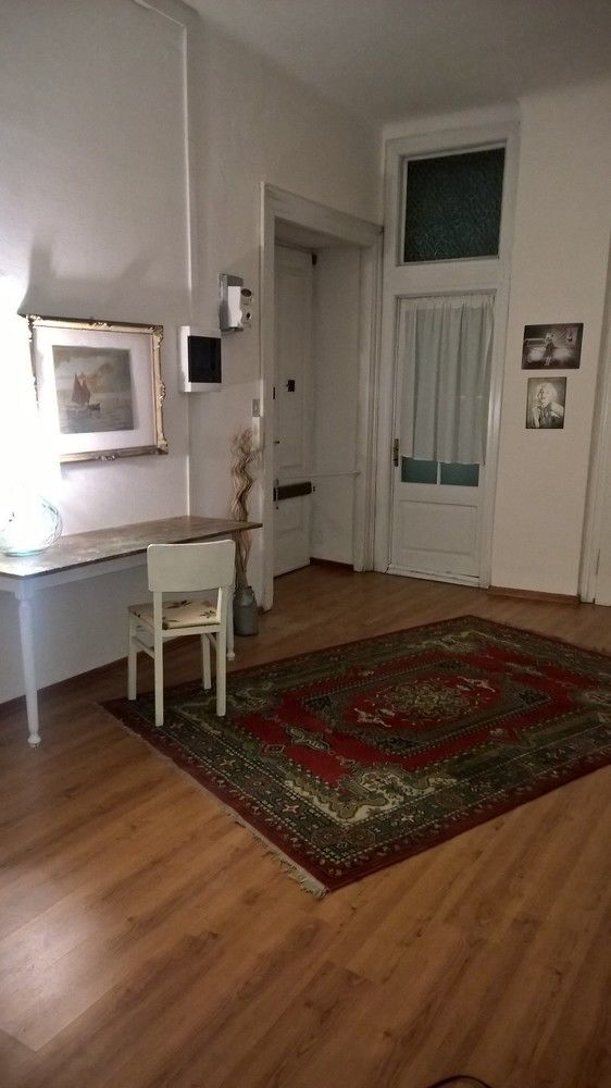 Bed and Breakfast Peggy Триест Экстерьер фото