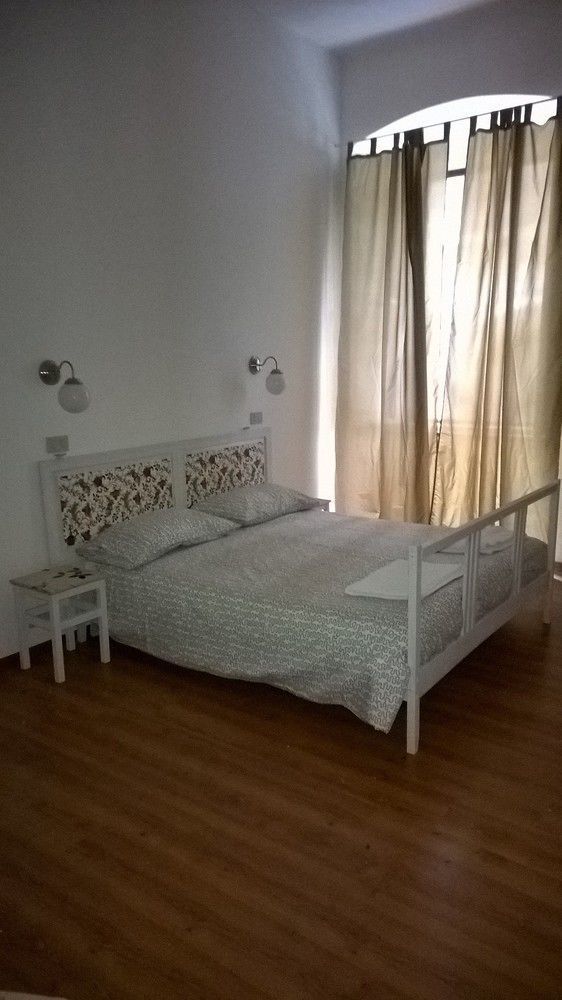 Bed and Breakfast Peggy Триест Экстерьер фото