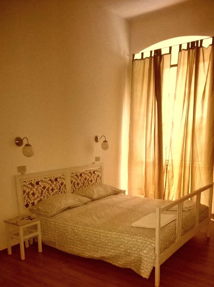 Bed and Breakfast Peggy Триест Экстерьер фото